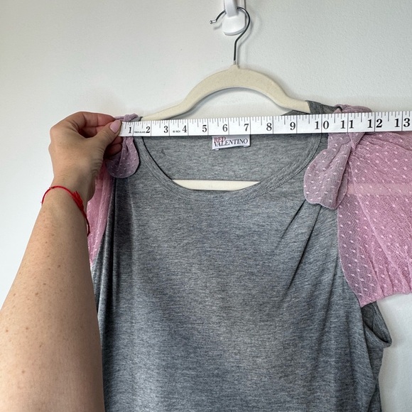 RED Valentino Gray Tee with Pink Puffed Sleeve Bows - Picture 10 of 14